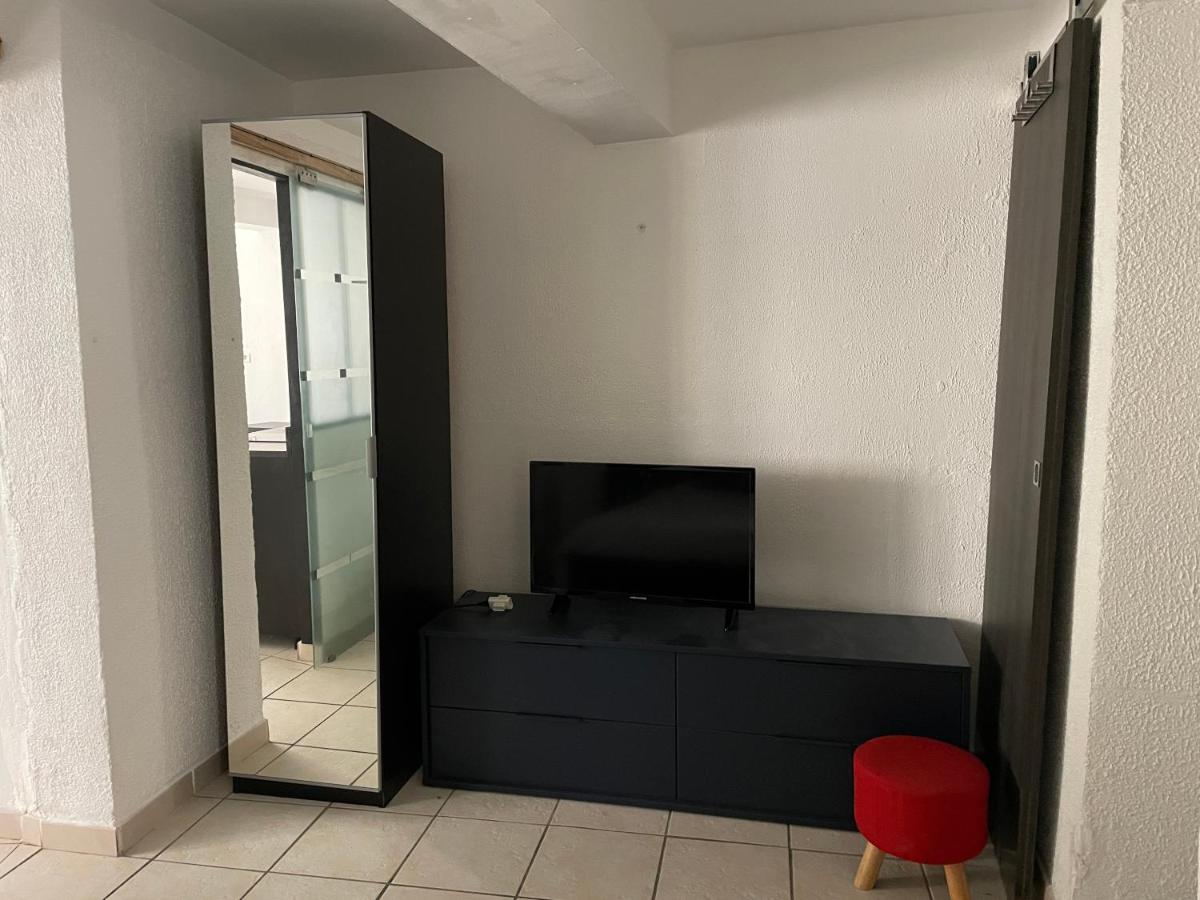 Studio Climatise Proche De Montpellier Et Des Plages Villeneuve-lès-Maguelonne Exteriör bild